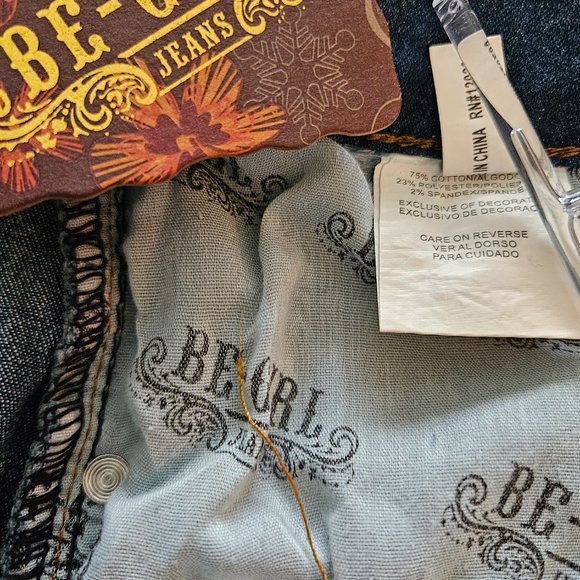 (NWT) Be-Girl Blue Wash Distressed Denim A Line Skirt Size 3XL - Picture 3 of 8